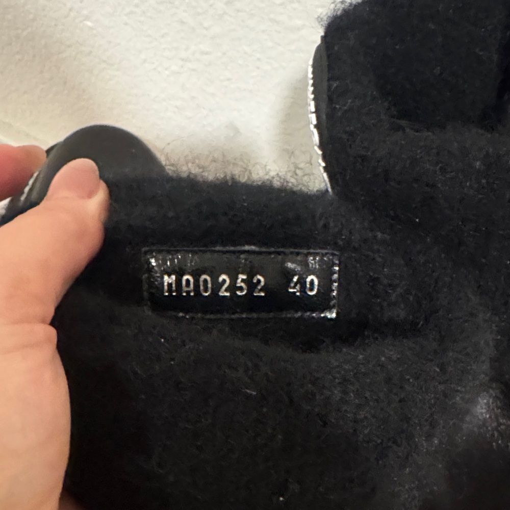Louis Vuitton Black Ankle Boots with Fur Trim - Picture 4 of 4